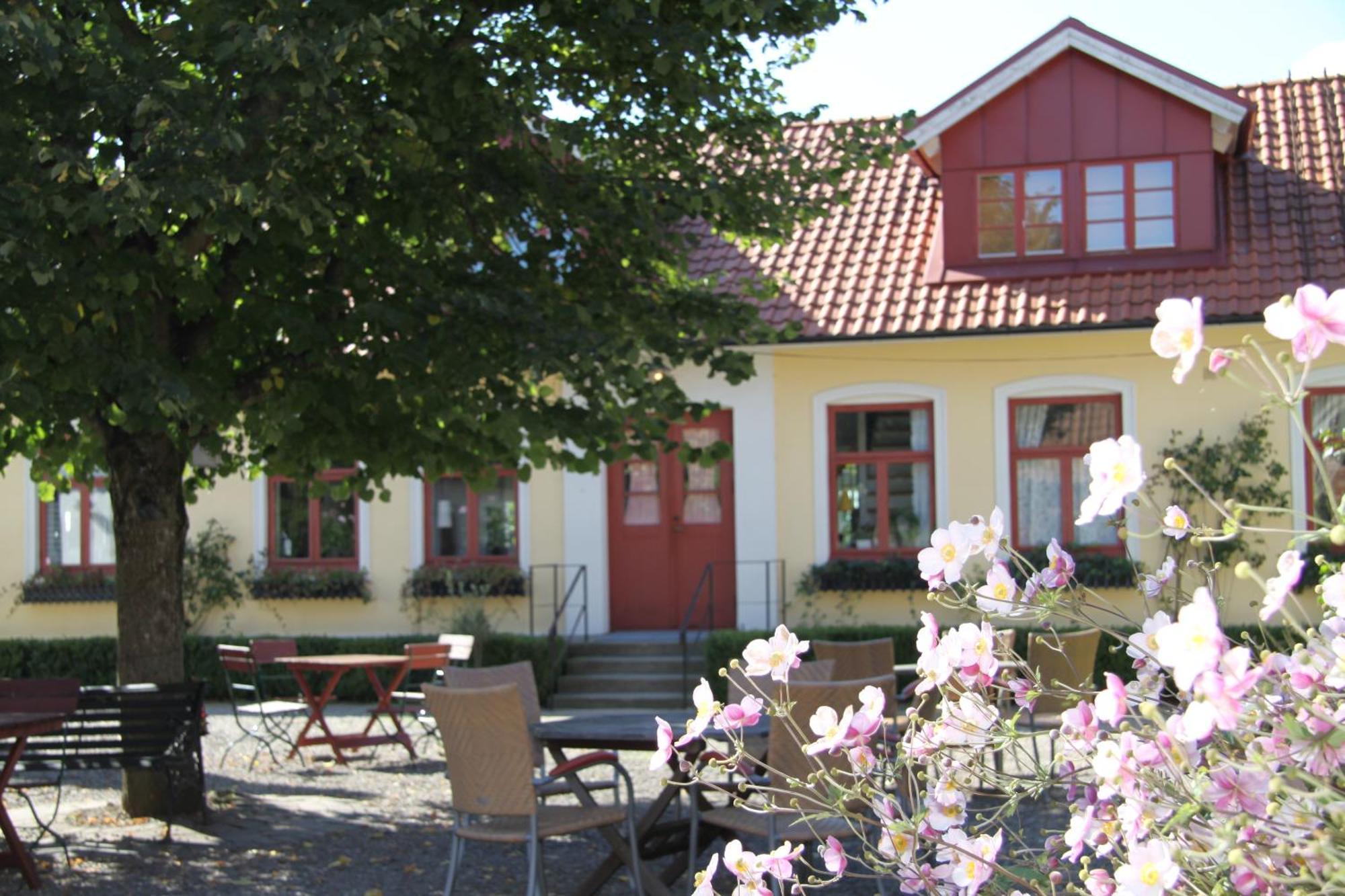 Blasingsborgs Gardshotell Kivik Exterior photo